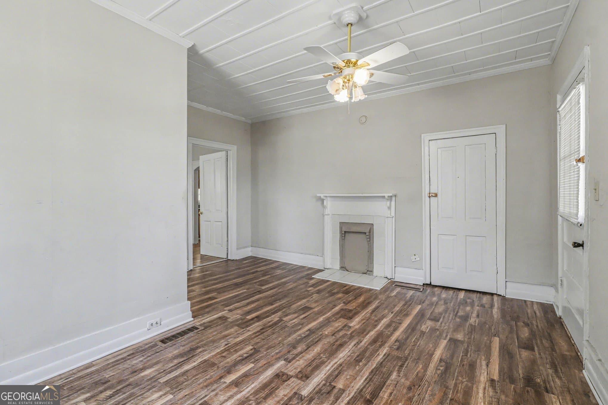 2 bedroom, 1 bathroom, 896 sq ft single family residence for sale at 56 North Street, Newnan, GA 30263 — photo 4