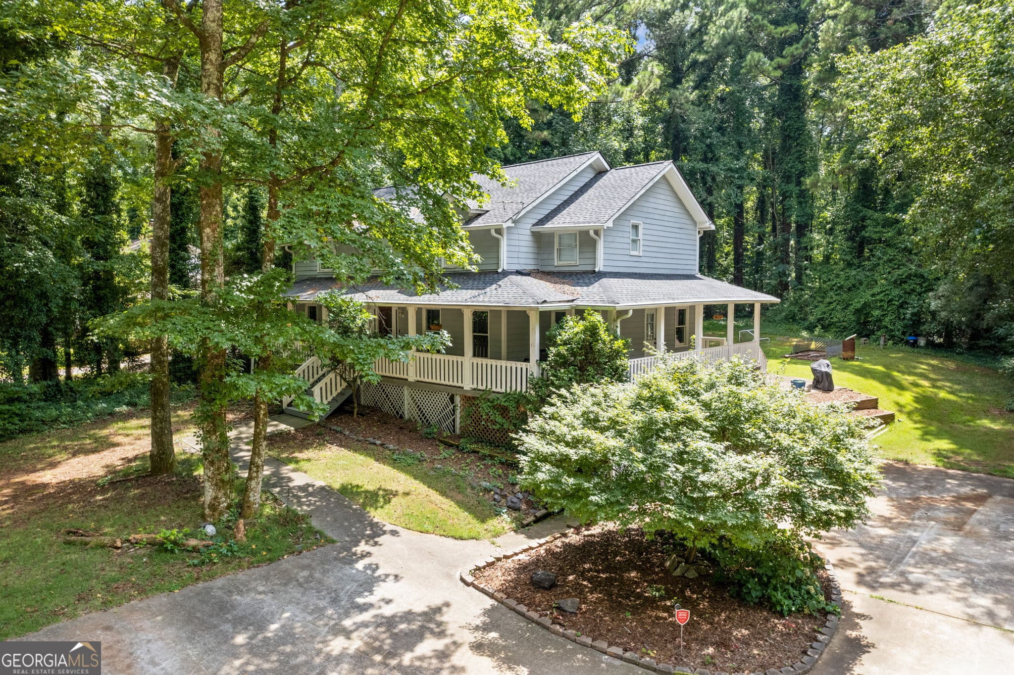 4 bedroom, 3.5 bathroom, 2,640 sq ft single family residence for sale at 742 Mountain View Drive, Stone Mountain, GA 30083 — photo 5