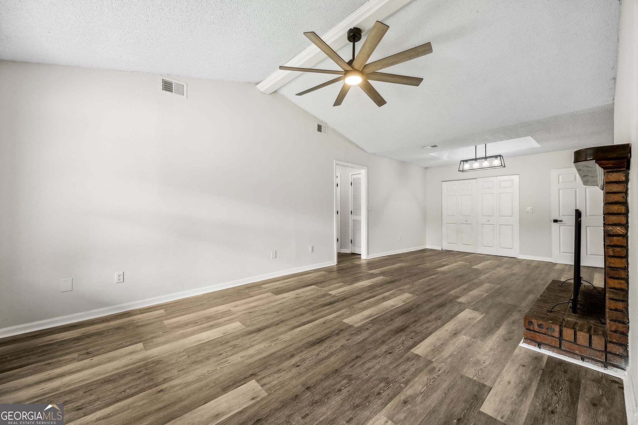 6 bedroom, 4 bathroom, 3,920 sq ft single family residence for sale at 106 Meadow Court, Kingsland, GA 31548 — photo 7