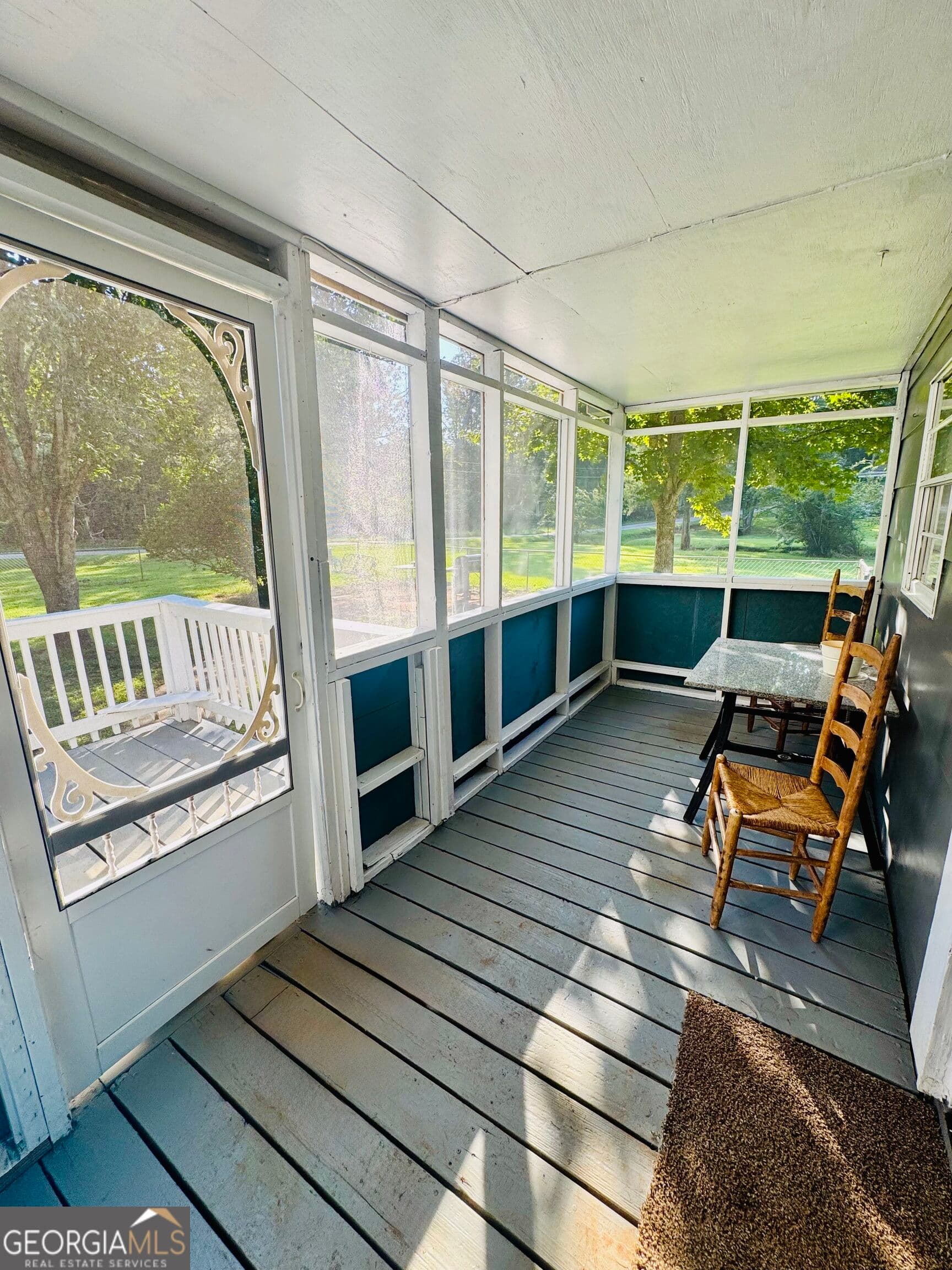 2 bedroom, 1 bathroom, 877 sq ft single family residence for sale at 482 E Pine Lake Drive, West Point, GA 31833 — photo 7