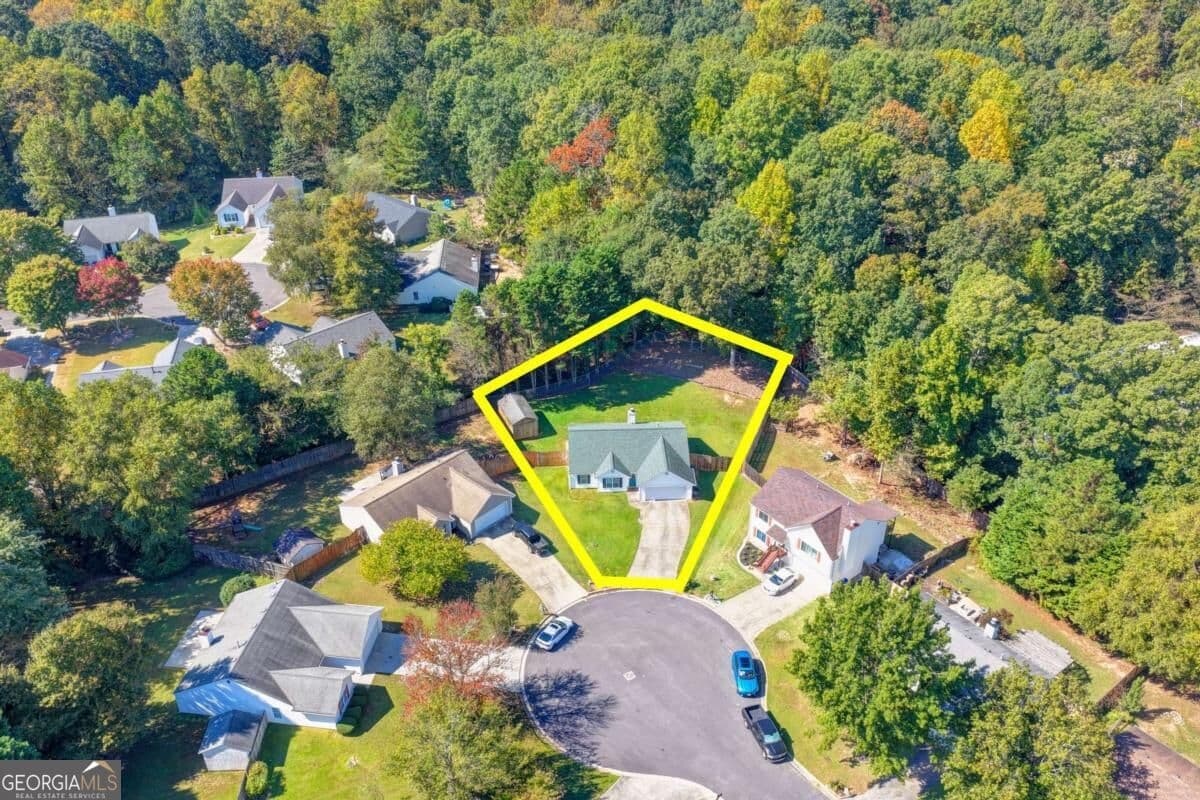 3 bedroom, 2 bathroom, 1,404 sq ft single family residence for sale at 5295 Hillcrest Glenn Drive, Sugar Hill, GA 30518 — photo 3