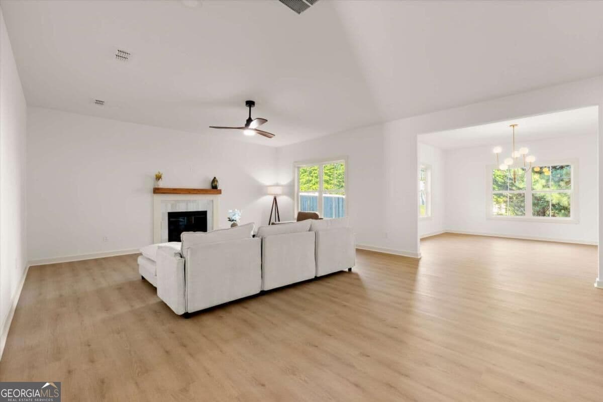 4 bedroom, 3 bathroom single family residence for sale at 4380 Huntcliff Trace, Douglasville, GA 30135 — photo 10
