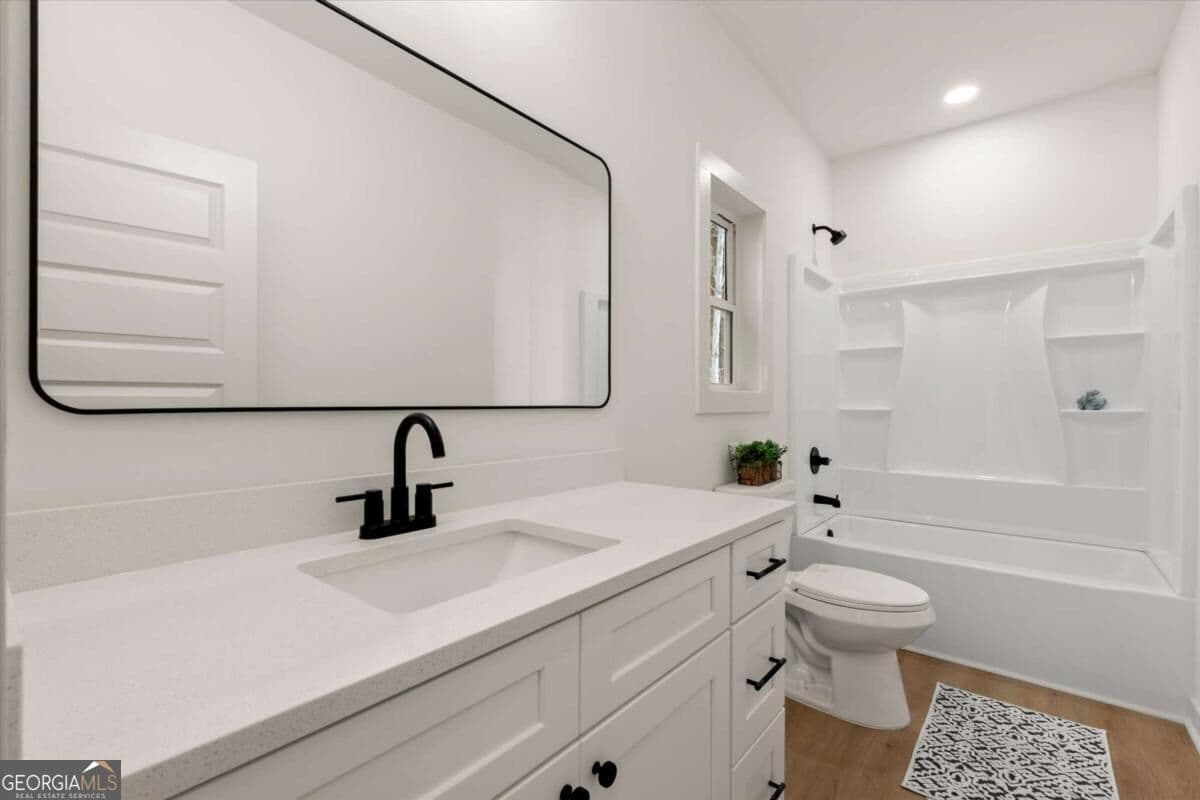 4 bedroom, 3 bathroom single family residence for sale at 4380 Huntcliff Trace, Douglasville, GA 30135 — photo 8
