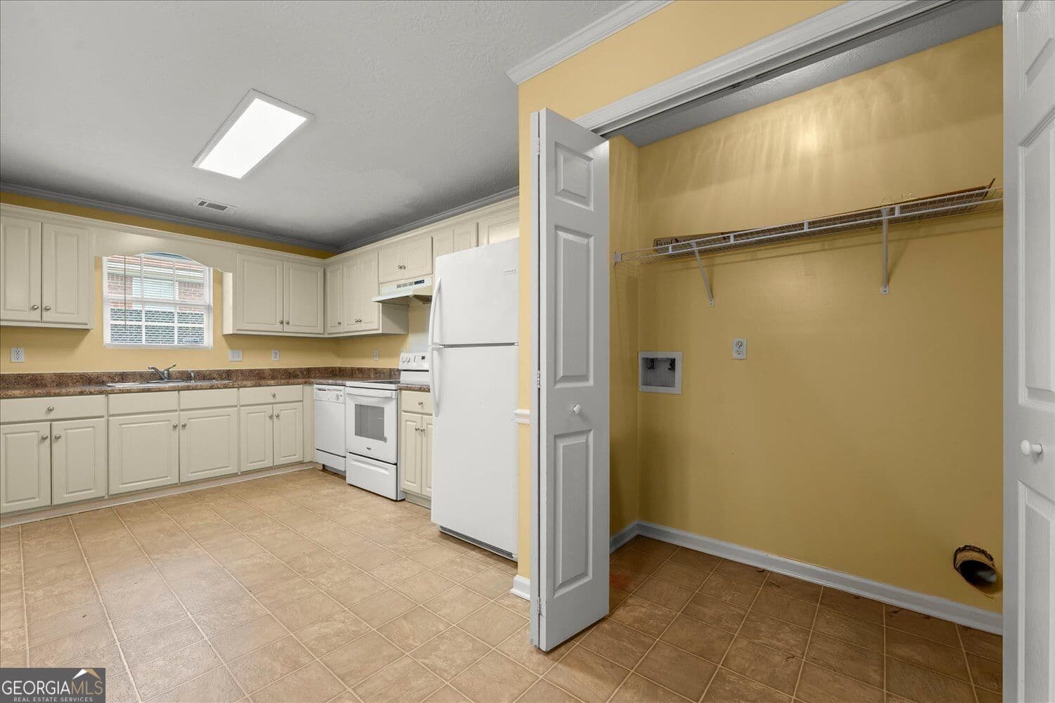 4 bedroom, 2 bathroom, 1,480 sq ft single family residence for sale at 1748 Tamarind Way, Augusta, GA 30906 — photo 5