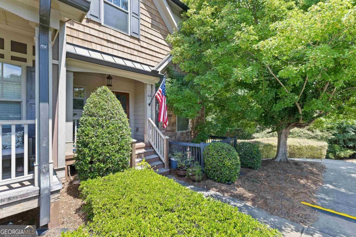 4 bedroom, 3.5 bathroom, 2,950 sq ft townhouse for sale at 102 Mallard Drive 1A, Eatonton, GA 31024 — photo 5