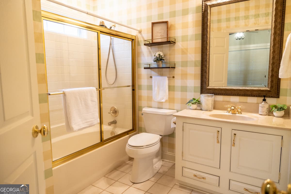 2 bedroom, 2.5 bathroom, 2,828 sq ft single family residence for sale at 115 Orchard Lane, Centerville, GA 31028 — photo 6