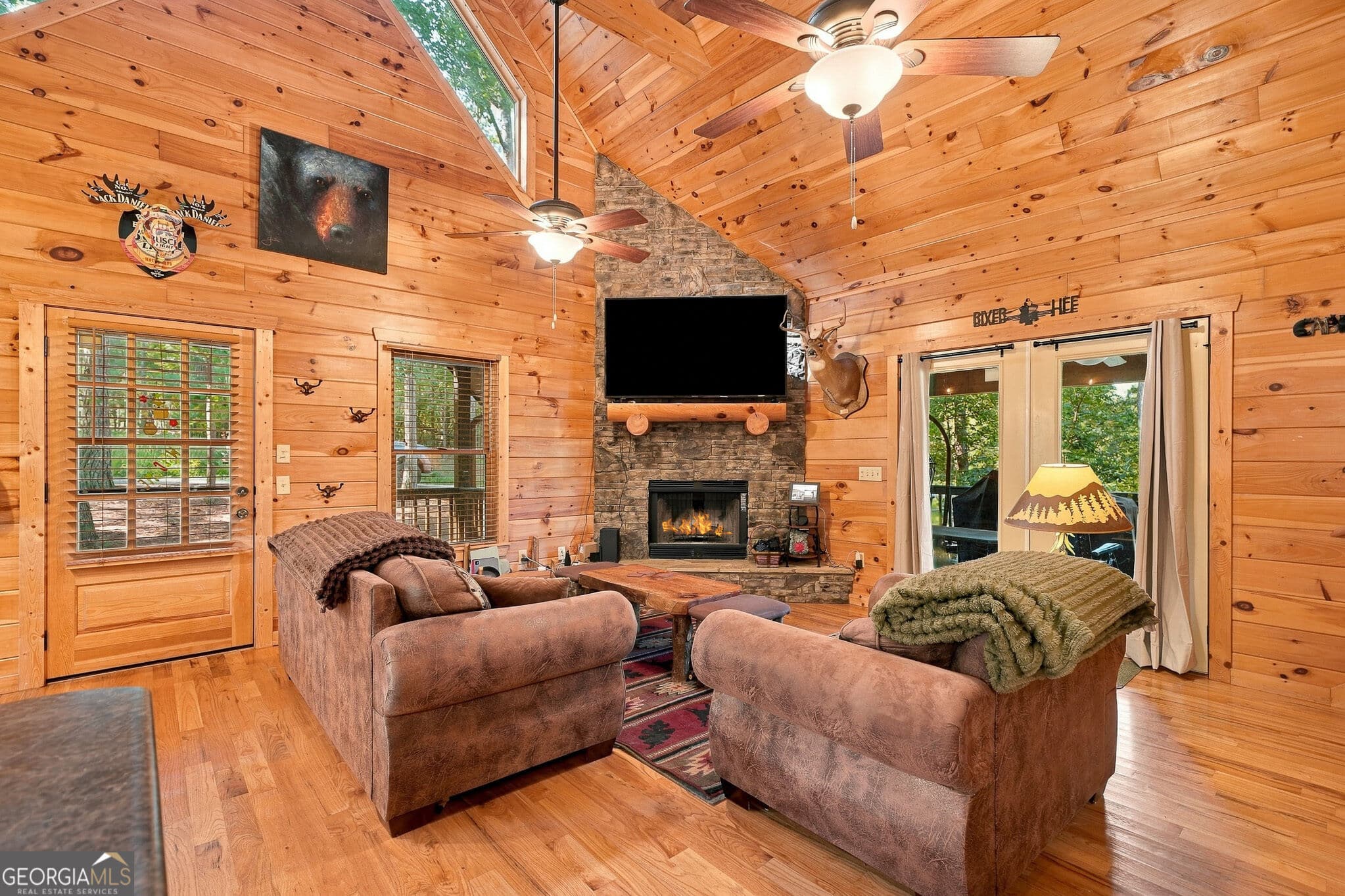 3 bedroom, 3 bathroom, 2,192 sq ft cabin,single family residence for sale at 529 Newel Drive 1490, Ellijay, GA 30540 — photo 9