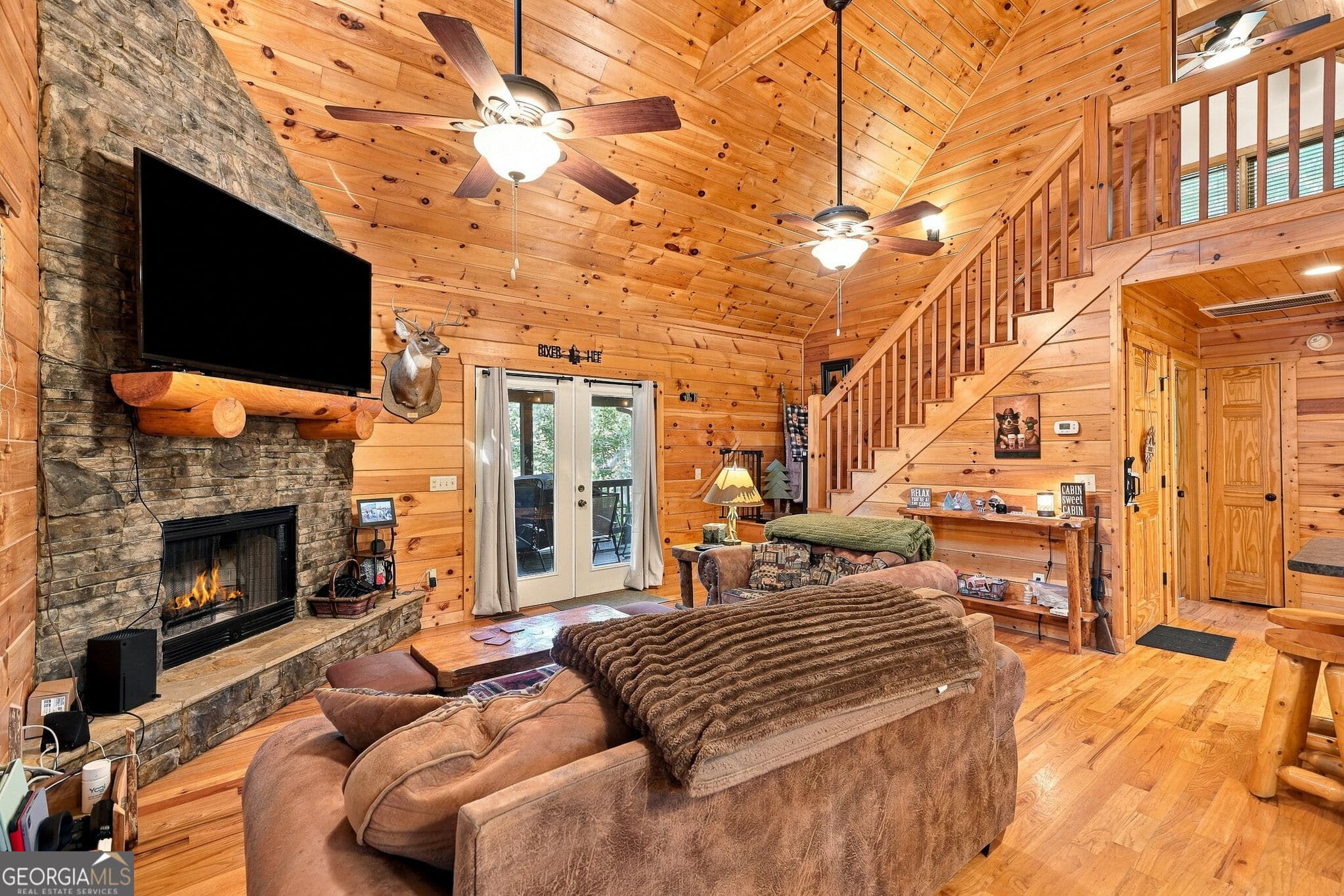 3 bedroom, 3 bathroom, 2,192 sq ft cabin,single family residence for sale at 529 Newel Drive 1490, Ellijay, GA 30540 — photo 10