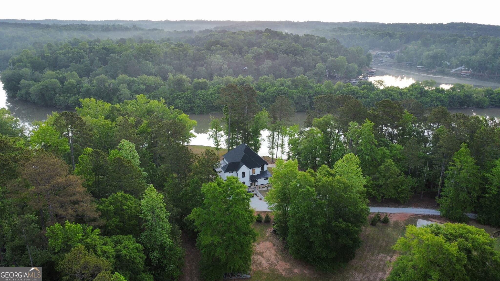 4 bedroom, 4.5 bathroom, 3,421 sq ft single family residence for sale at 391 Parker Road, Covington, GA 30014 — photo 2