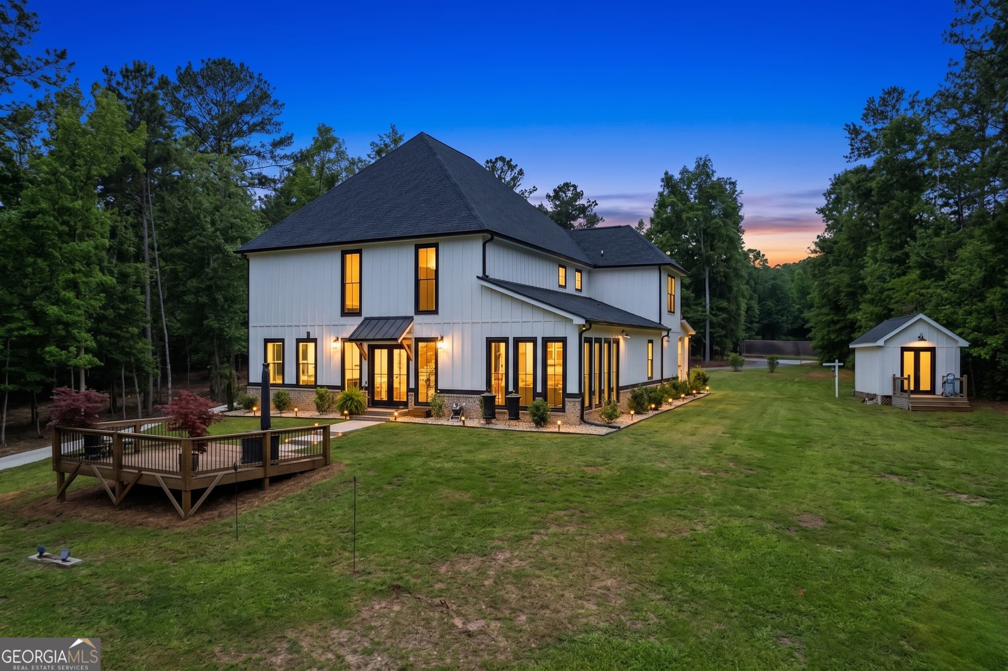 4 bedroom, 4.5 bathroom, 3,421 sq ft single family residence for sale at 391 Parker Road, Covington, GA 30014 — photo 7