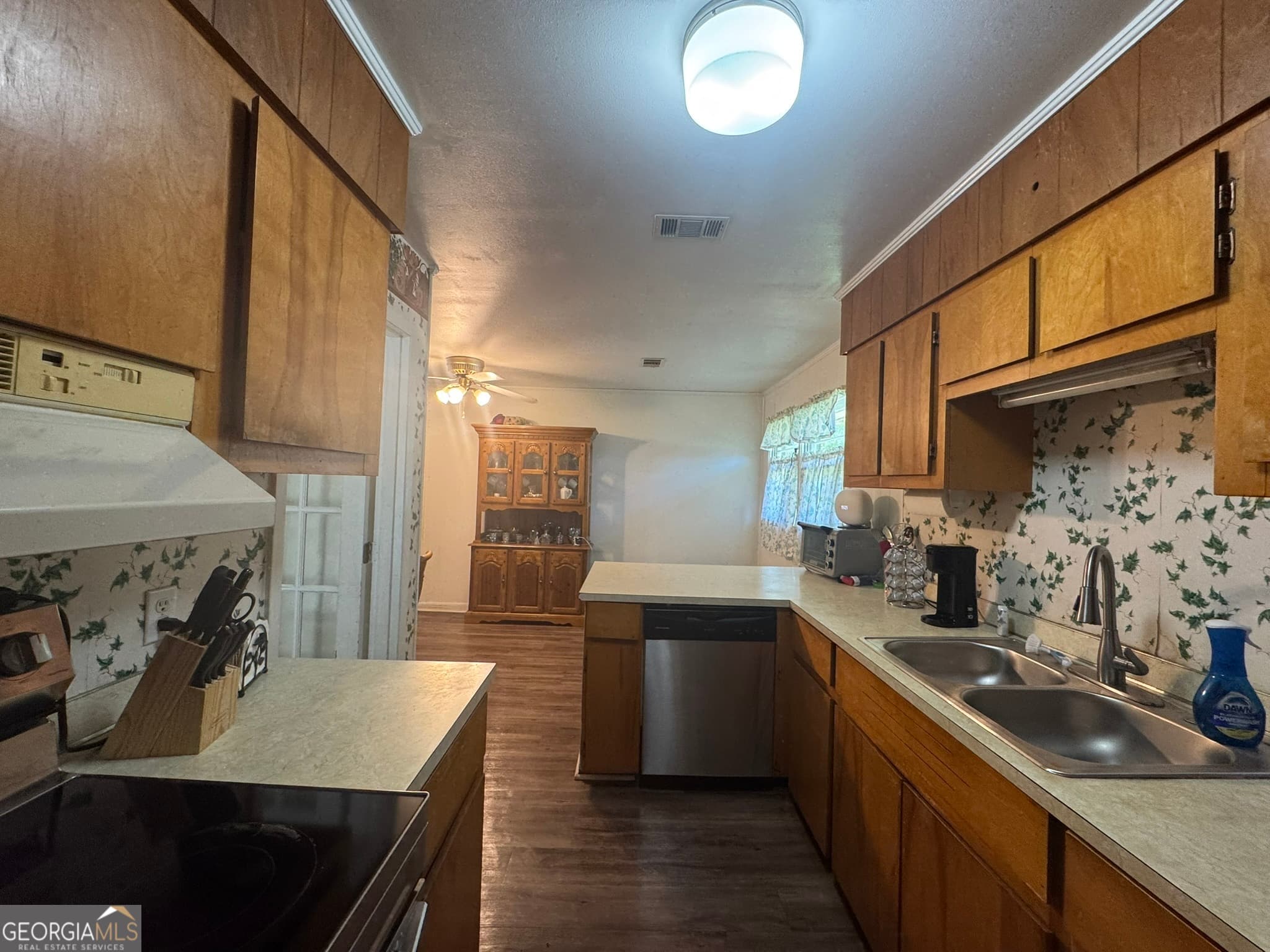 3 bedroom, 1 bathroom, 1,254 sq ft single family residence for sale at 1032 Elberta Road, Warner Robins, GA 31093 — photo 9