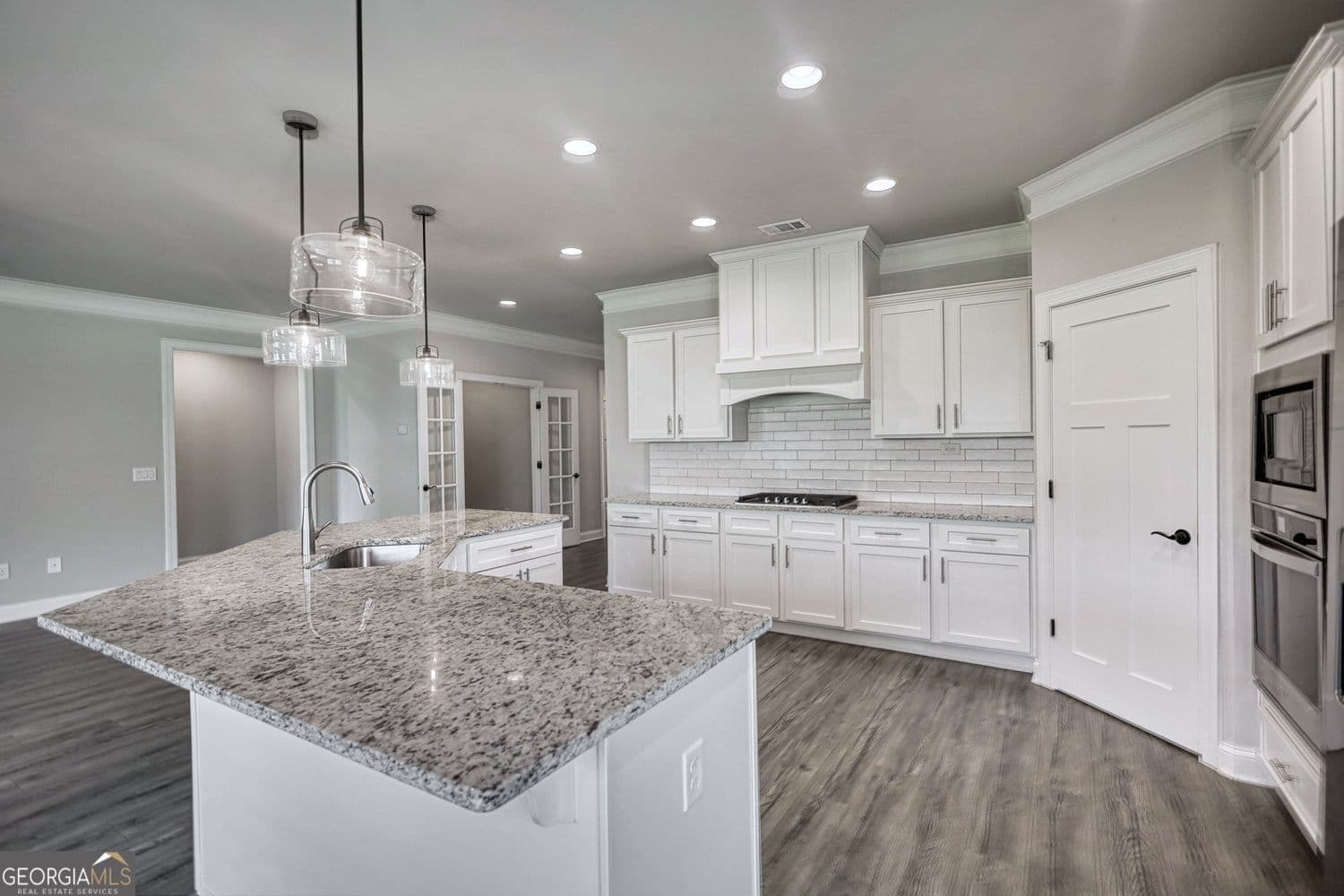 2 bedroom, 2.5 bathroom, 1,945 sq ft single family residence for sale at 301 Club Drive, Monroe, GA 30655 — photo 10
