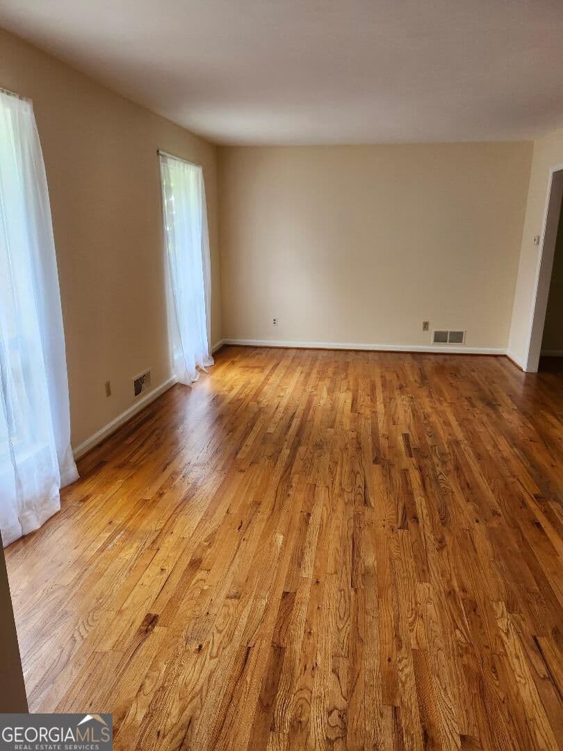 3 bedroom, 2.5 bathroom, 1,599 sq ft single family residence for rent at 2325 Wexford Drive, College Park, GA 30349 for $1,900 a month — photo 2