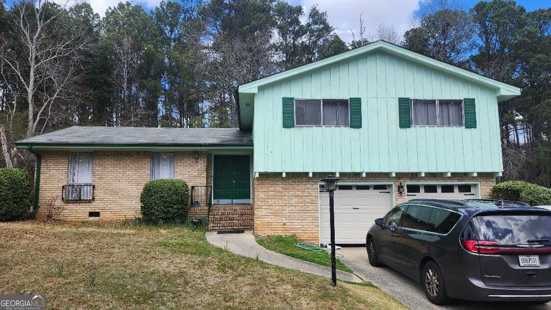 3 bedroom, 2.5 bathroom, 1,599 sq ft single family residence for rent at 2325 Wexford Drive, College Park, GA 30349 for $1,900 a month — photo 1 of 10