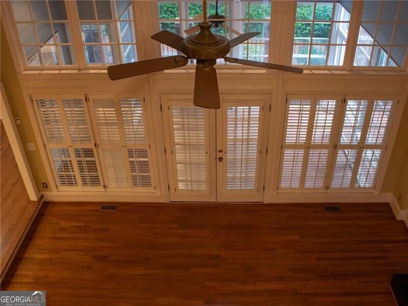 4 bedroom, 3.5 bathroom, 3,271 sq ft single family residence for sale at 473 Manor Oak Lane, Marietta, GA 30067 — photo 10