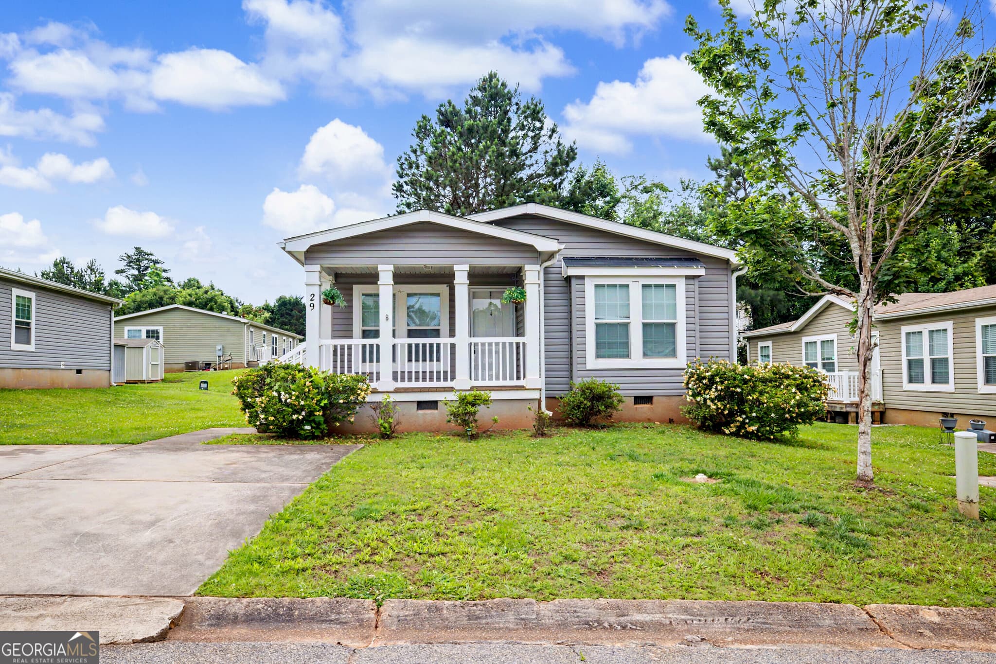 3 bedroom, 2 bathroom, 1,540 sq ft manufactured home,single family residence for sale at 29 Meadow View Street, Newnan, GA 30263