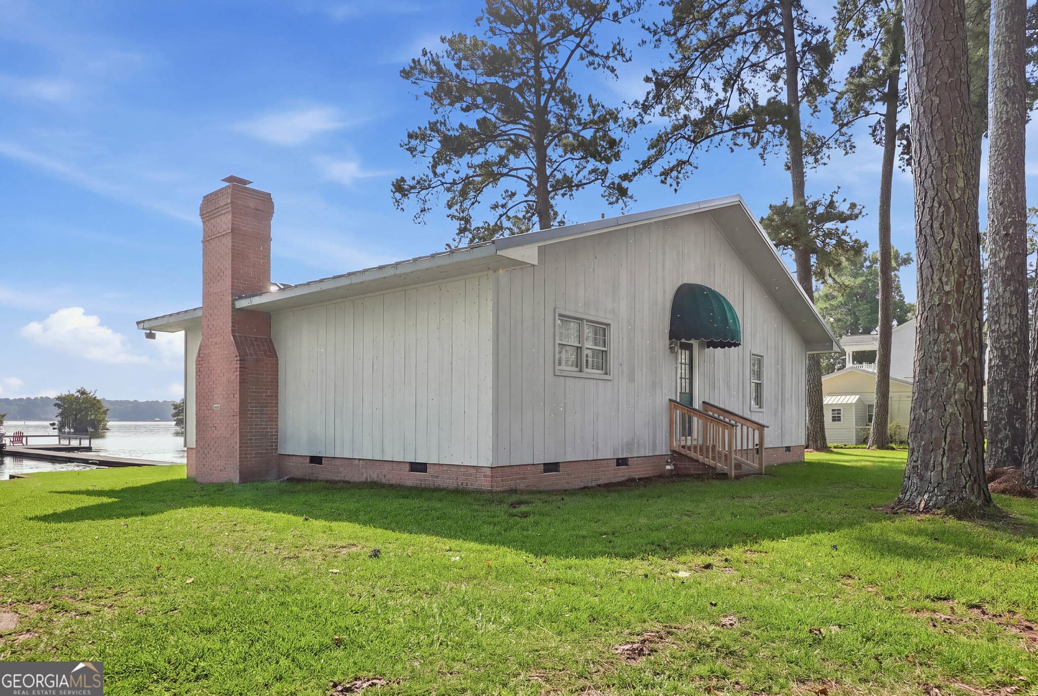 2 bedroom, 2 bathroom, 1,347 sq ft cabin,single family residence for sale at 106 Cantey Drive, Cobb, GA 31735 — photo 3