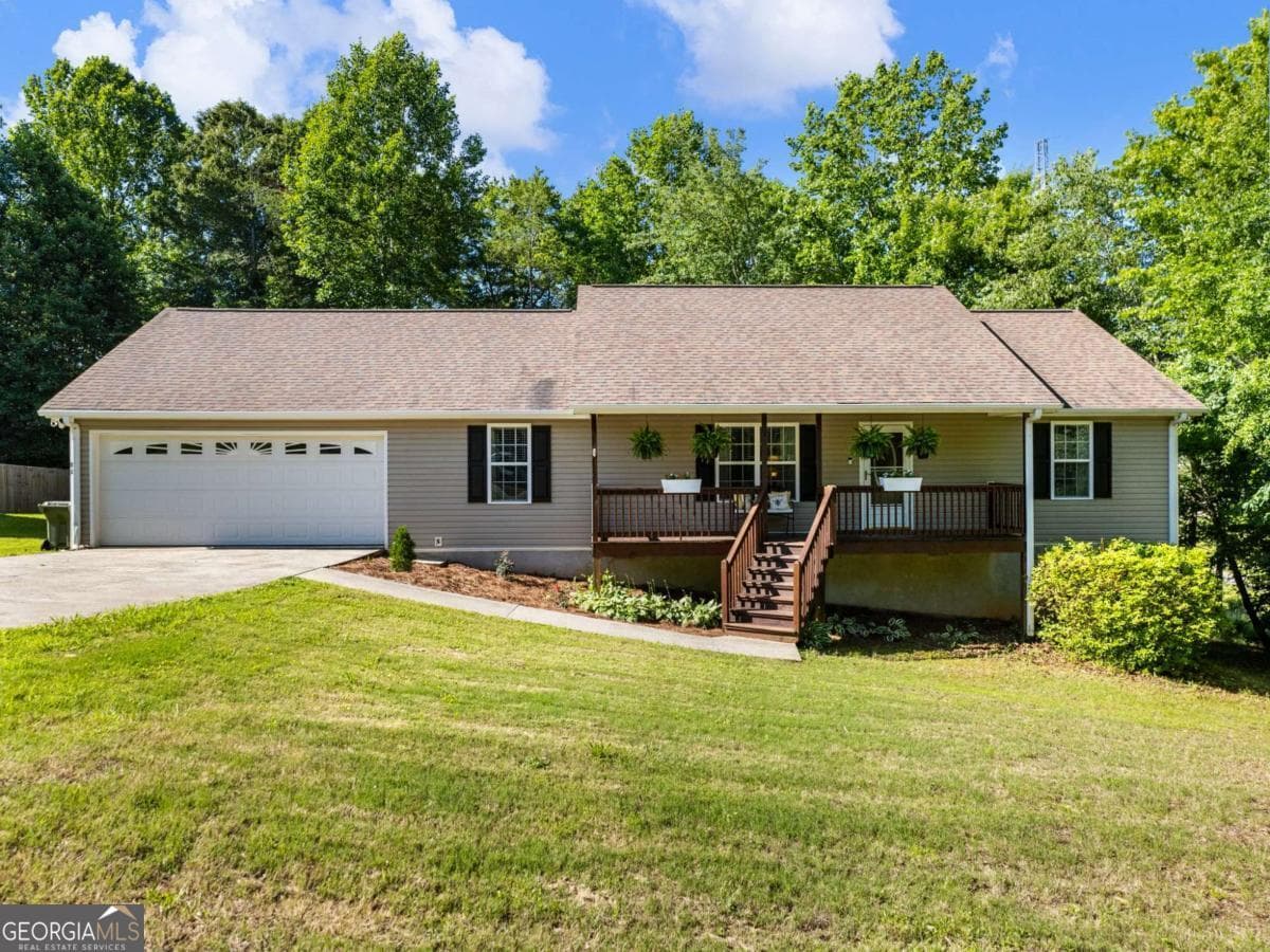 3 bedroom, 2 bathroom, 1,400 sq ft single family residence sold at 50 Kensington Drive, Cleveland, GA 30528
