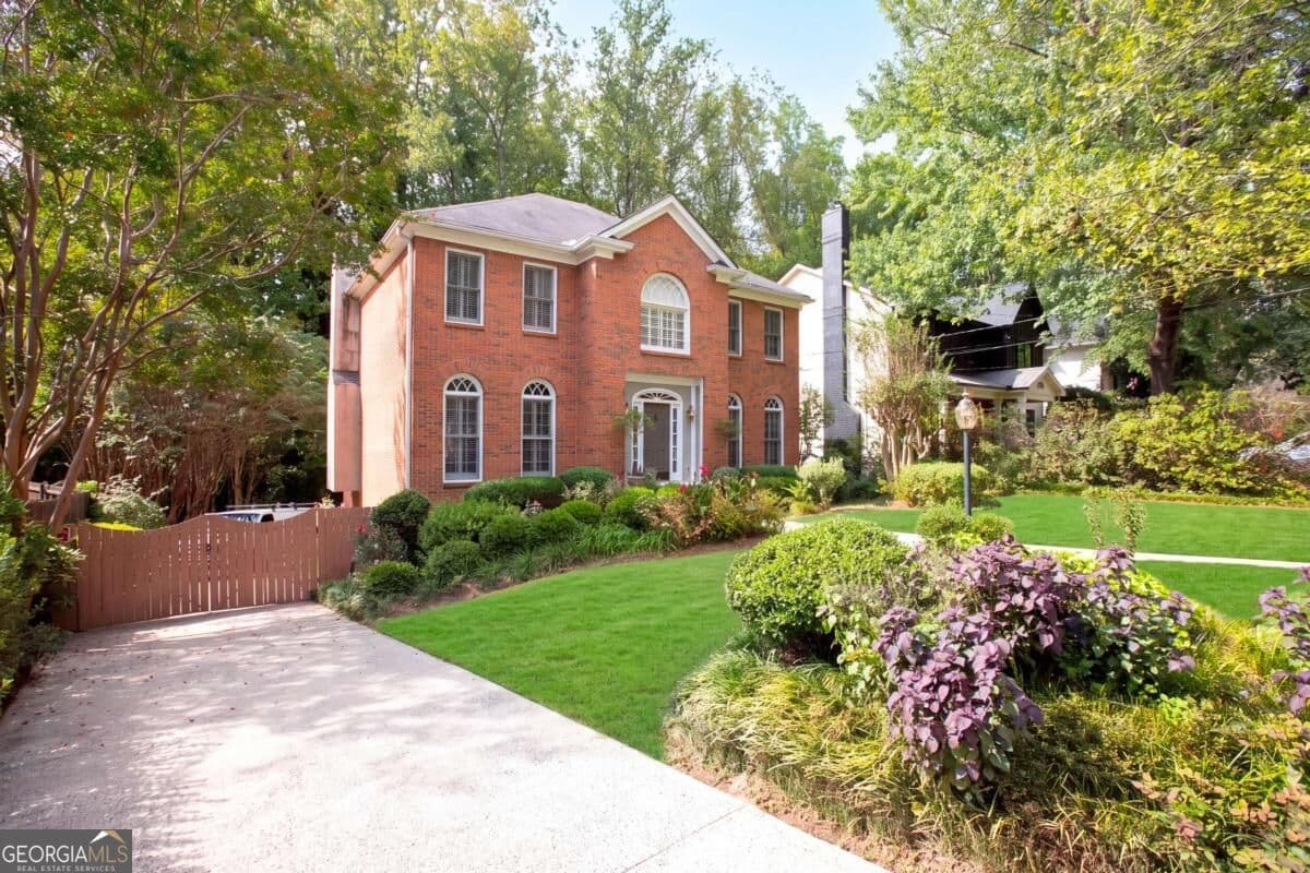 3 bedroom, 3 bathroom, 3,626 sq ft single family residence for sale at 1120 Hancock Drive, Atlanta, GA 30306 — photo 2