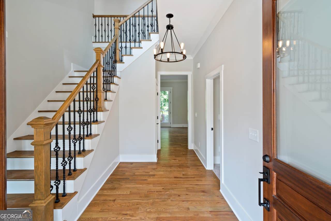 8 bedroom, 7.5 bathroom, 9,756 sq ft single family residence for sale at 923 Oak Drive, Woodstock, GA 30189 — photo 3