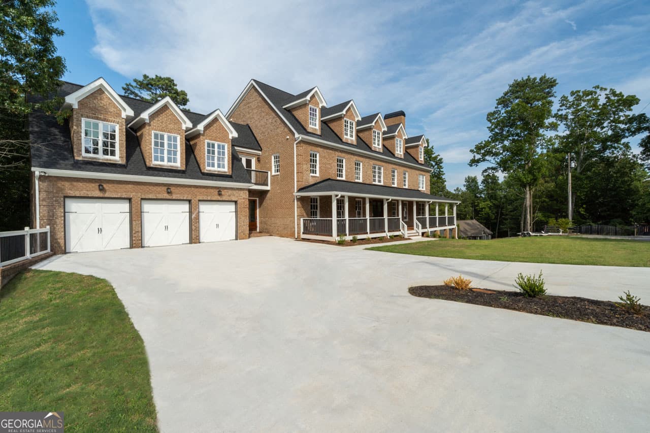 8 bedroom, 7.5 bathroom, 9,756 sq ft single family residence for sale at 923 Oak Drive, Woodstock, GA 30189
