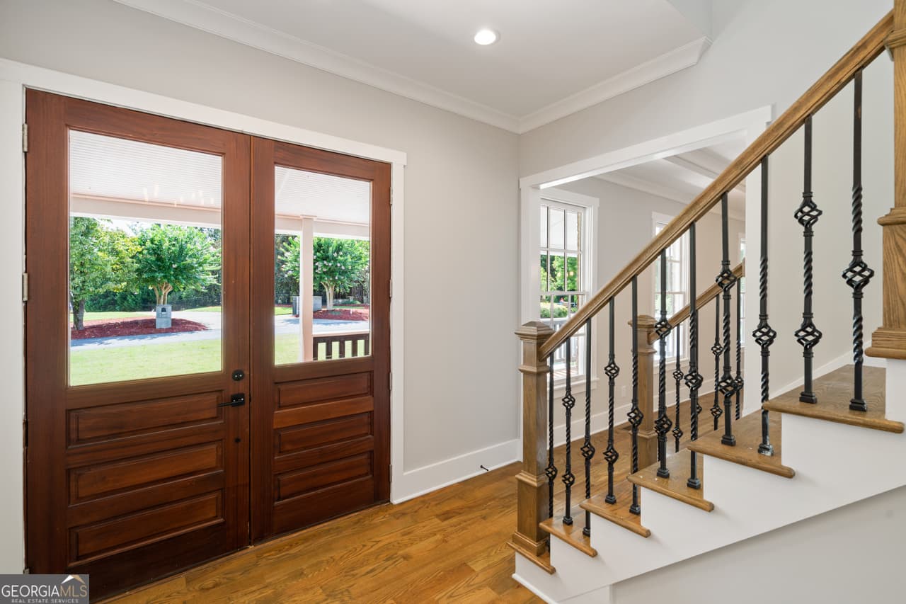 8 bedroom, 7.5 bathroom, 9,756 sq ft single family residence for sale at 923 Oak Drive, Woodstock, GA 30189 — photo 4