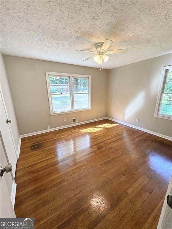 2 bedroom, 1 bathroom, 951 sq ft single family residence for sale at 246 Bruce Street, Loganville, GA 30052 — photo 10