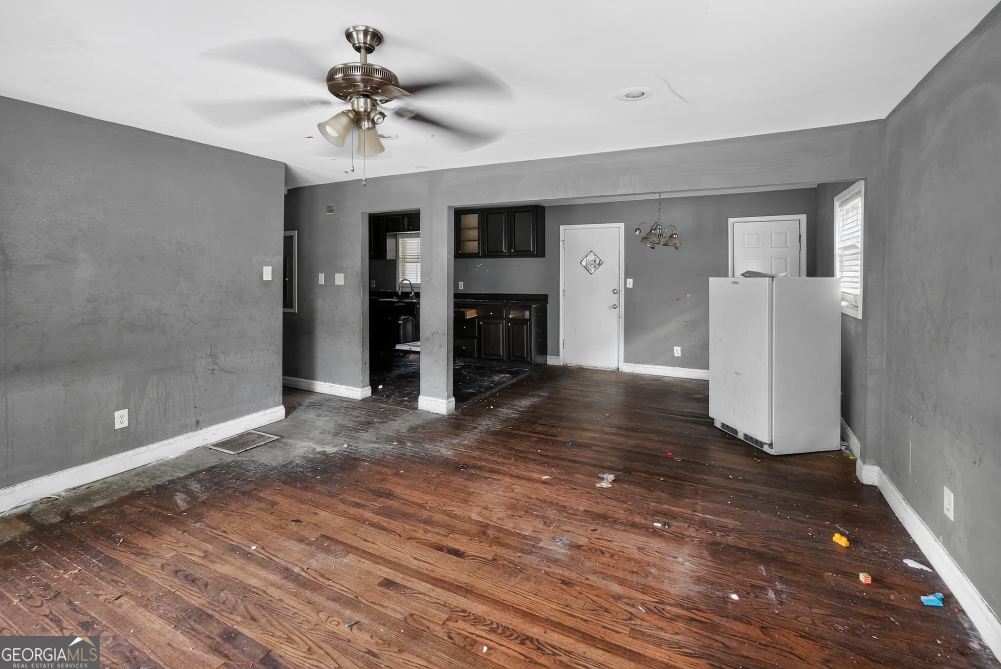 3 bedroom, 1.5 bathroom, 1,075 sq ft single family residence for sale at 4005 Princeton Place, Atlanta, GA 30331 — photo 7