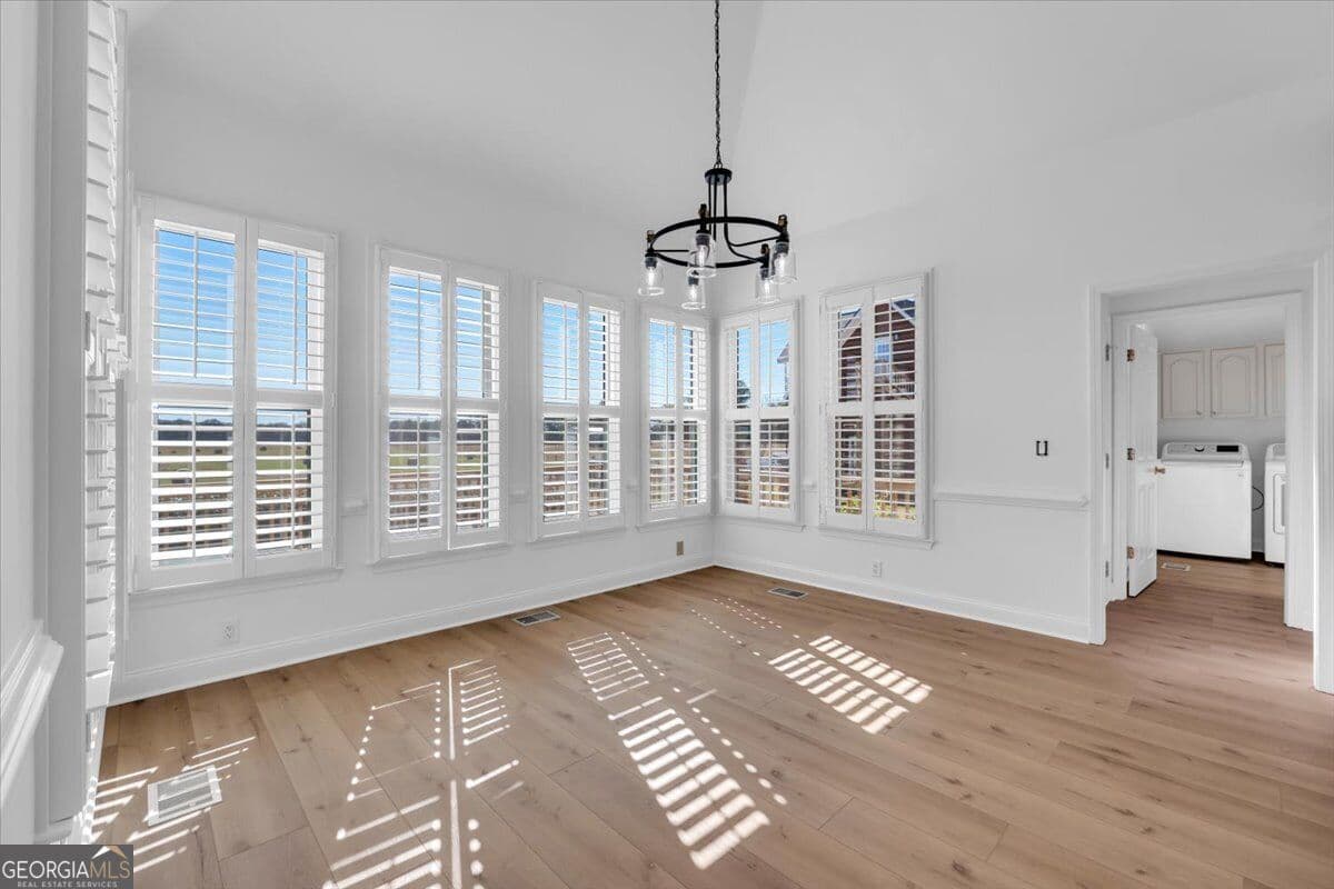 5 bedroom, 3.5 bathroom, 3,562 sq ft single family residence for sale at 482 Barnett Road, Crawfordville, GA 30631 — photo 9