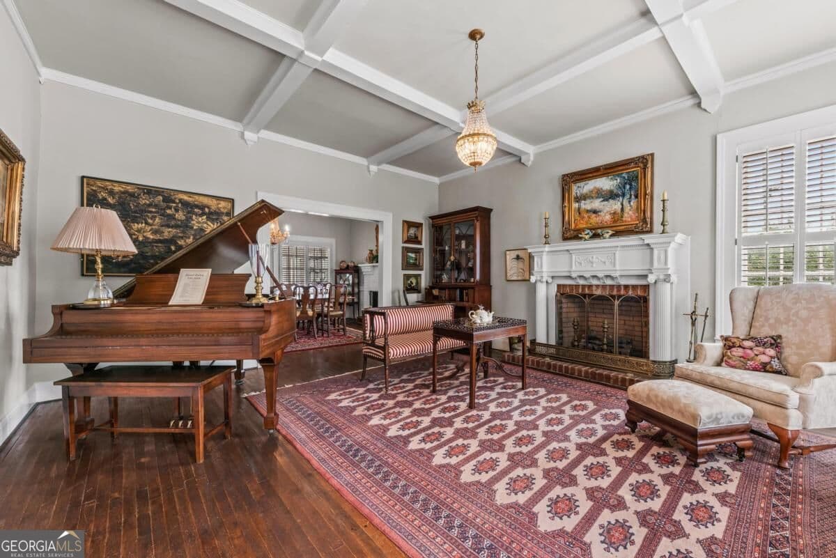 5 bedroom, 2 bathroom, 4,000 sq ft single family residence for sale at 437 Milledgeville Road, Eatonton, GA 31024 — photo 10