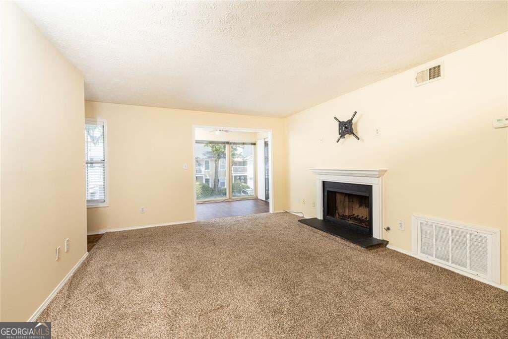 2 bedroom, 2 bathroom, 1,244 sq ft condominium for sale at 910 Augusta Drive, Marietta, GA 30067 — photo 9