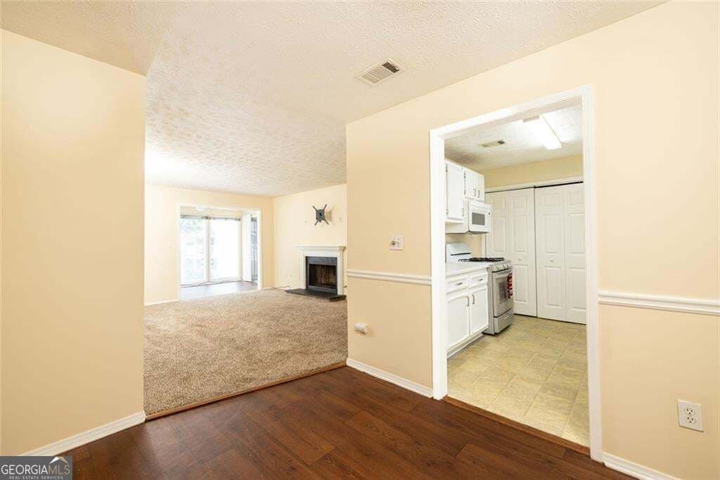 2 bedroom, 2 bathroom, 1,244 sq ft condominium for sale at 910 Augusta Drive, Marietta, GA 30067 — photo 10