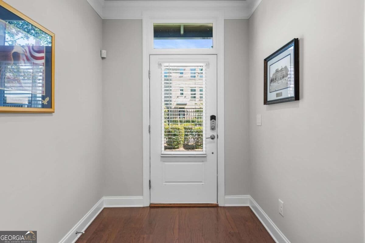 3 bedroom, 3.5 bathroom, 2,404 sq ft townhouse for sale at 1774 Samantha Bend, Chamblee, GA 30341 — photo 4