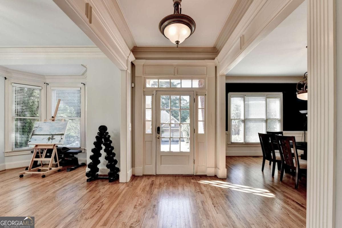 5 bedroom, 4.5 bathroom, 5,727 sq ft single family residence for sale at 991 Moores Walk Lane, Suwanee, GA 30024 — photo 3