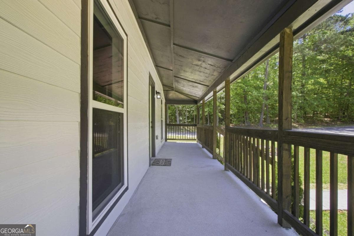 3 bedroom, 2 bathroom, 1,408 sq ft single family residence for sale at 1737 Yellow Street, Conyers, GA 30012 — photo 5