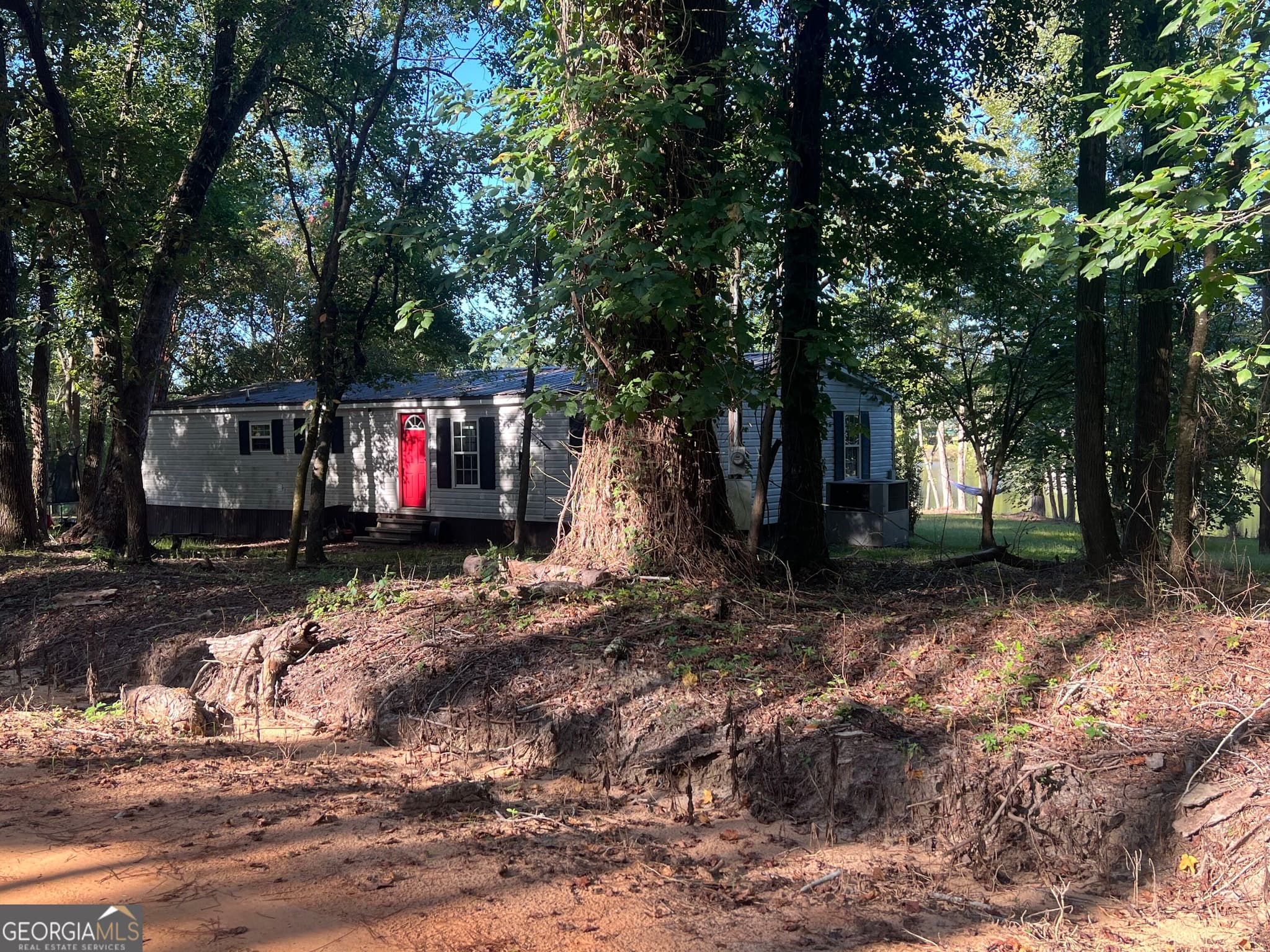 3 bedroom, 2 bathroom, 1,344 sq ft manufactured home,single family residence for sale at 537 Dunn Road, East Dublin, GA 31027 — photo 2