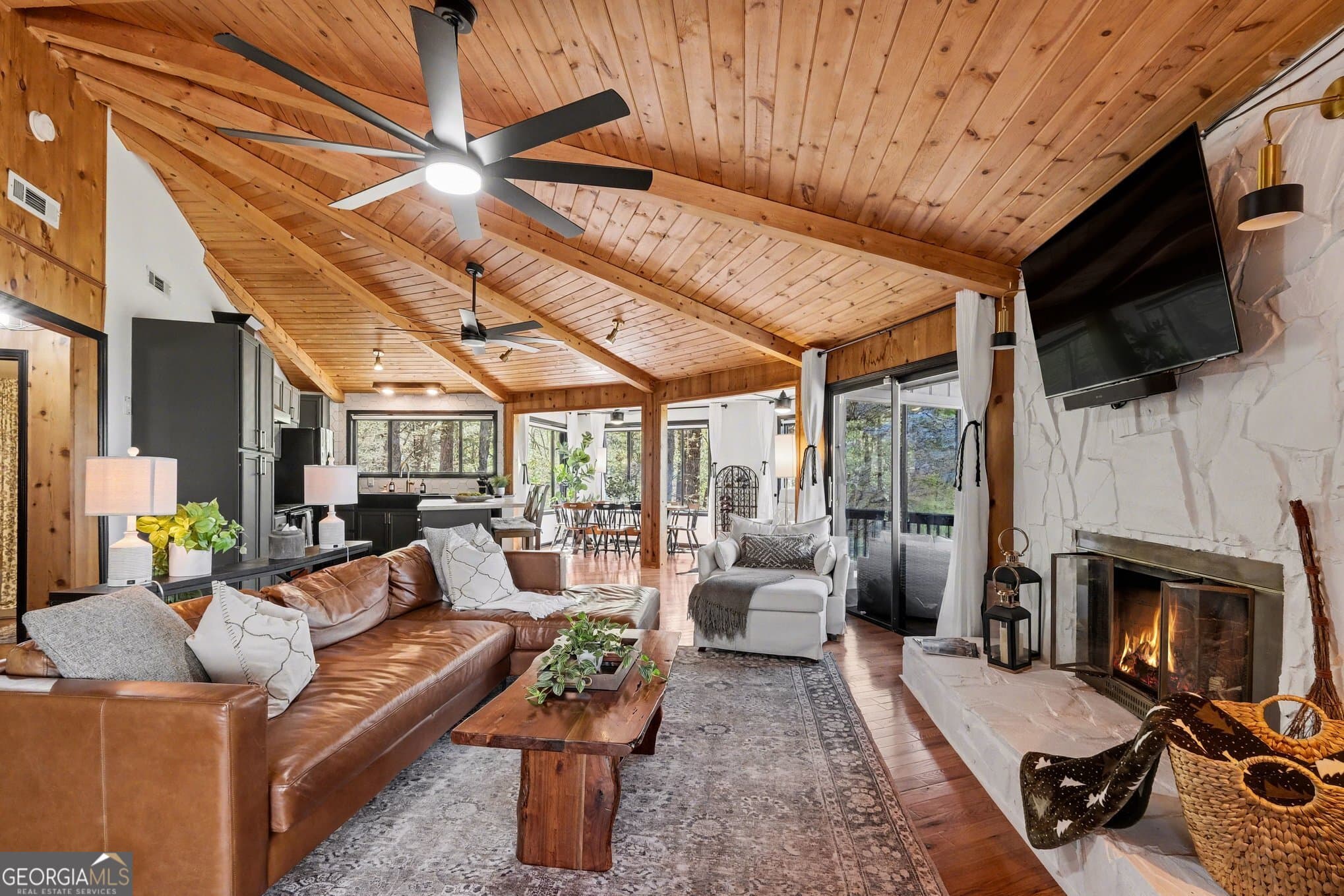 4 bedroom, 3 bathroom, 2,159 sq ft single family residence for sale at 265 Pleasant Mountain Drive, Sky Valley, GA 30537 — photo 4