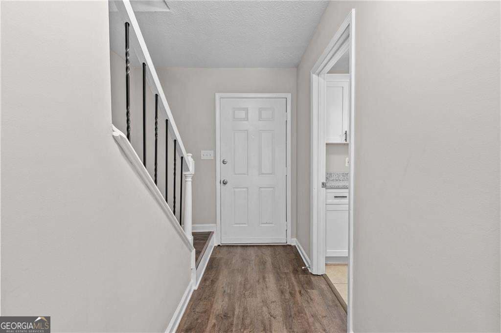 2 bedroom, 2.5 bathroom, 1,260 sq ft townhouse for rent at 2828 Webb Bridge Road, Alpharetta, GA 30009 for $2,000 a month — photo 6