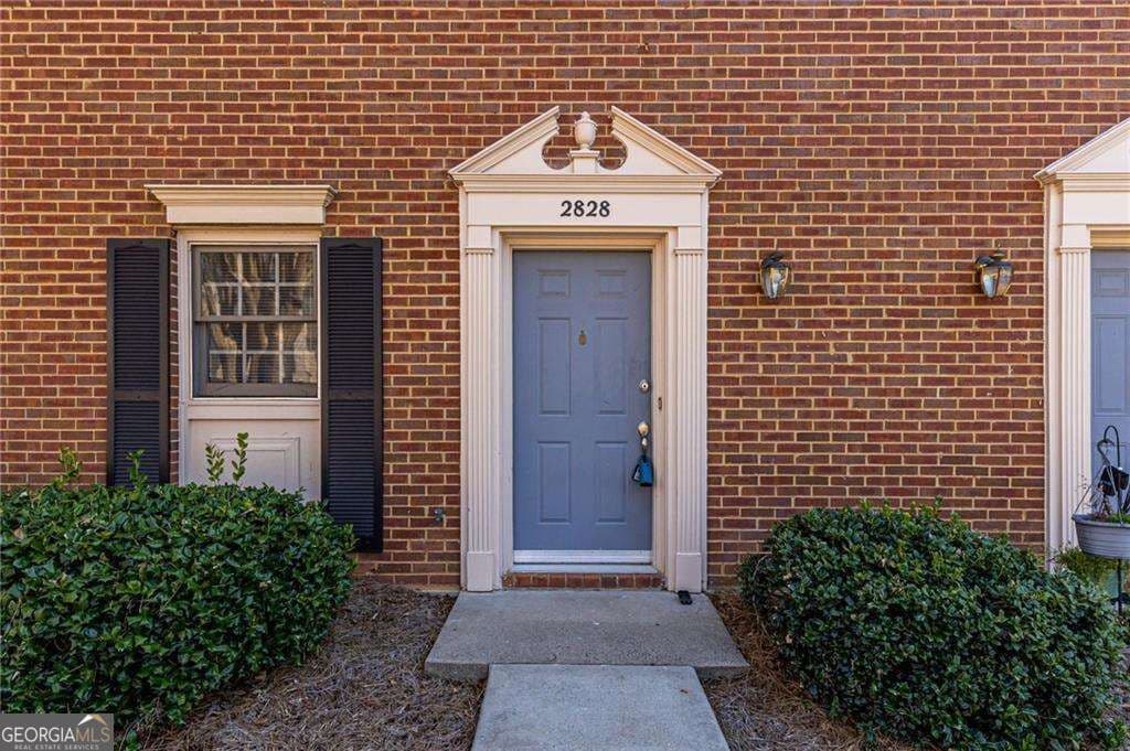 2 bedroom, 2.5 bathroom, 1,260 sq ft townhouse for rent at 2828 Webb Bridge Road, Alpharetta, GA 30009 for $2,000 a month — photo 4