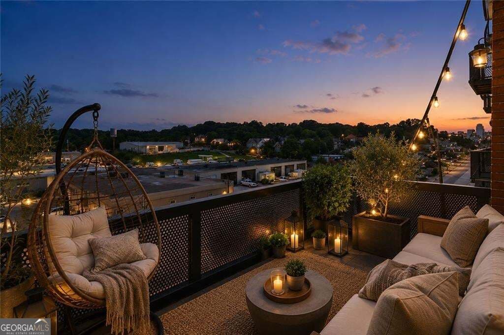 1 bedroom, 1 bathroom, 800 sq ft condominium for sale at 764 Memorial Drive 17, Atlanta, GA 30316 — photo 2