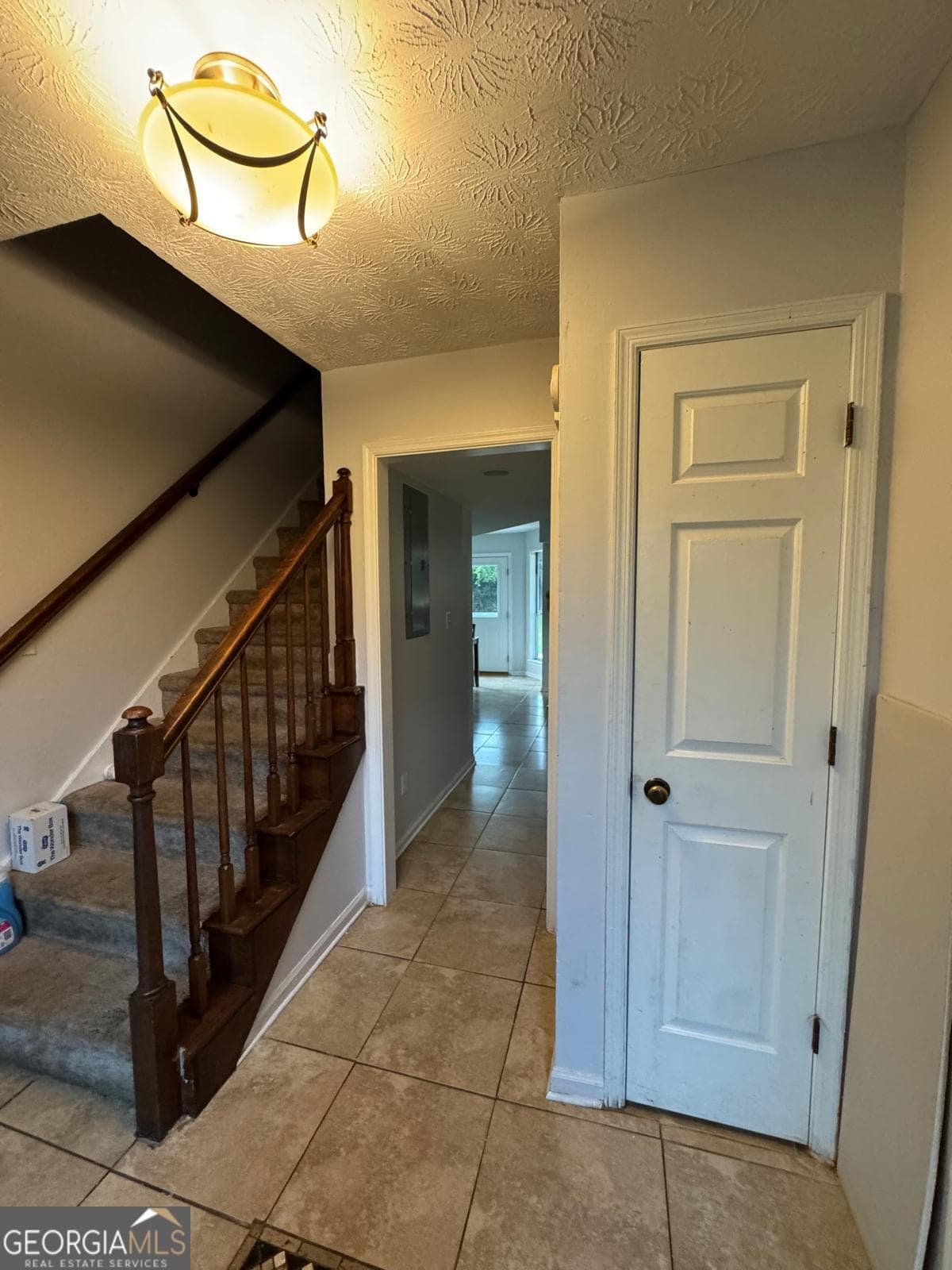 5 bedroom, 3 bathroom, 2,497 sq ft single family residence for sale at 760 Kings Crest Court, Fairburn, GA 30213 — photo 8