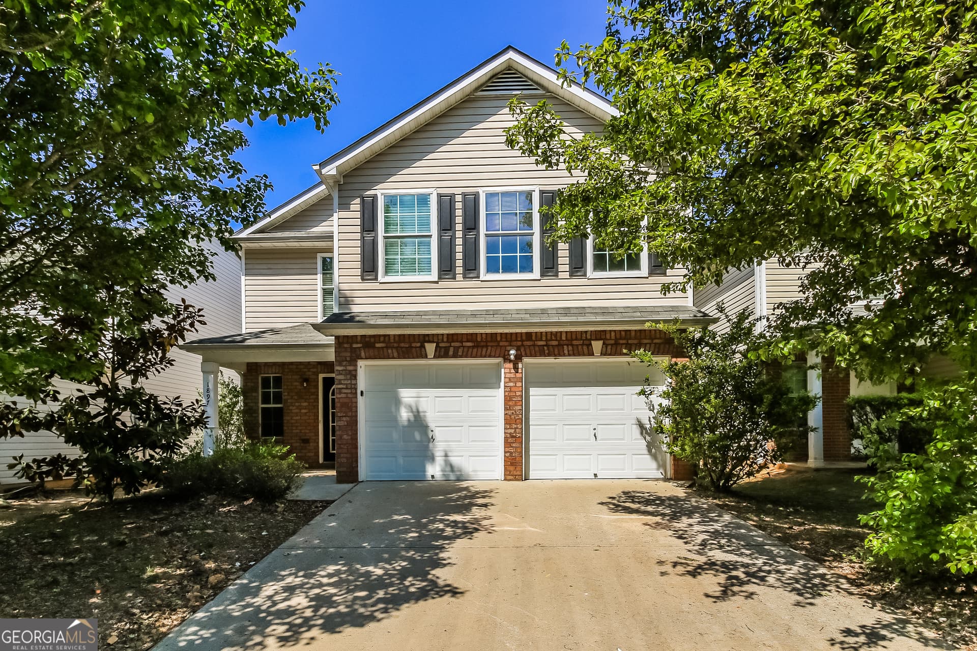 5 bedroom, 3 bathroom, 2,580 sq ft single family residence sold at 1897 Roble Drive, Atlanta, GA 30349