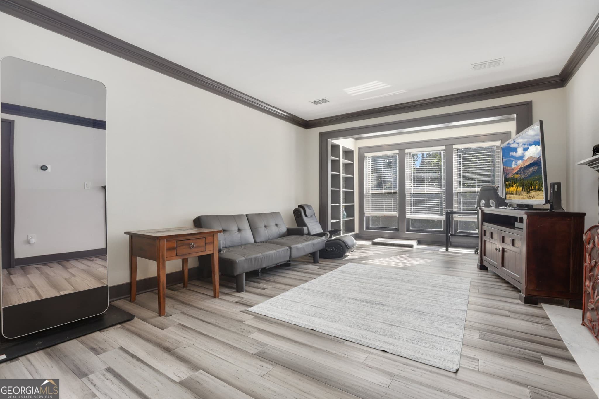 1 bedroom, 1 bathroom, 816 sq ft condominium for sale at 24212 Plantation Drive, Atlanta, GA 30324 — photo 4