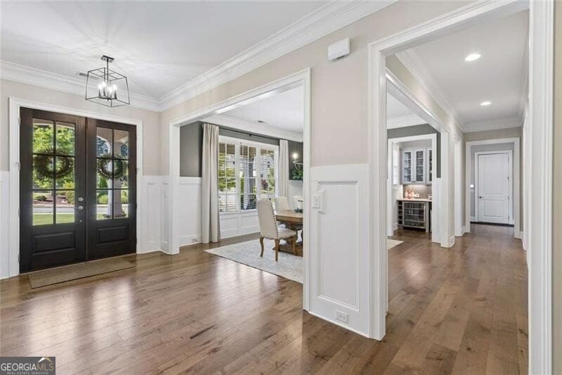 6 bedroom, 5 bathroom, 6,319 sq ft single family residence for sale at 1060 Kent Court, Milton, GA 30004 — photo 6