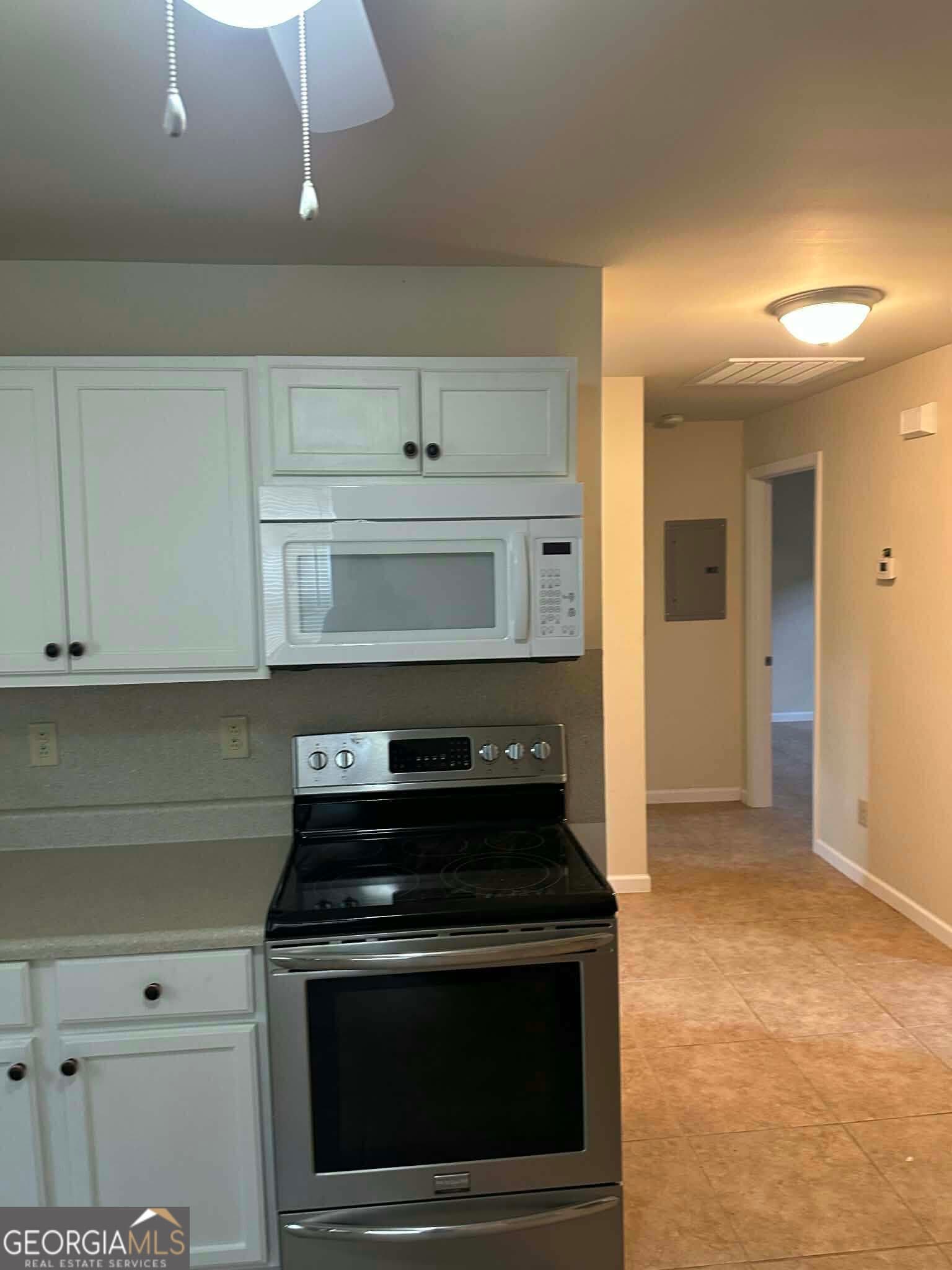2 bedroom, 1 bathroom, 840 sq ft duplex for rent at 1167 Turner Way A, Macon, GA 31217 for $850 a month — photo 2