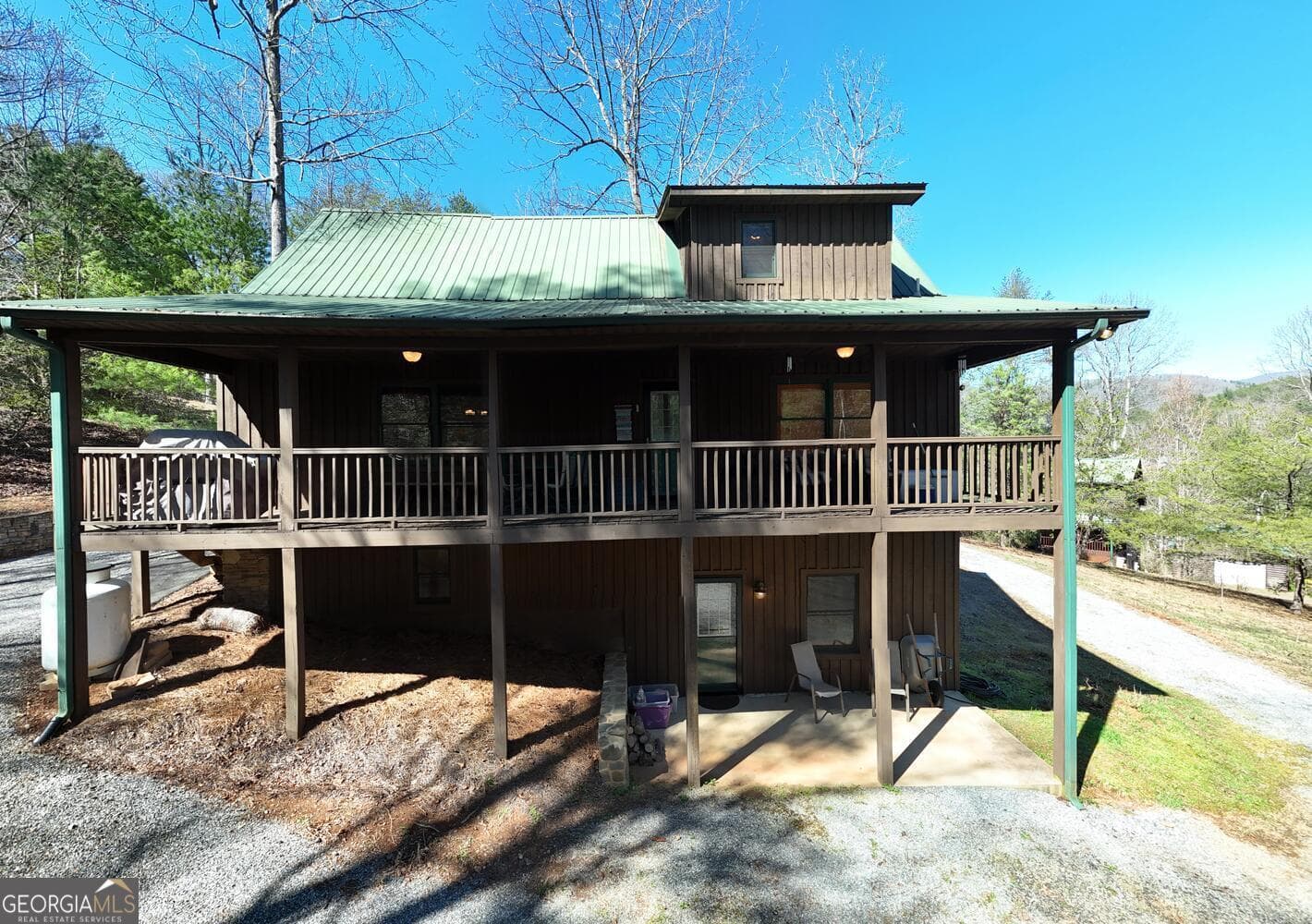 4 bedroom, 3 bathroom cabin,single family residence for sale at 4852 HF Lyons, Hiawassee, GA 30546 — photo 6