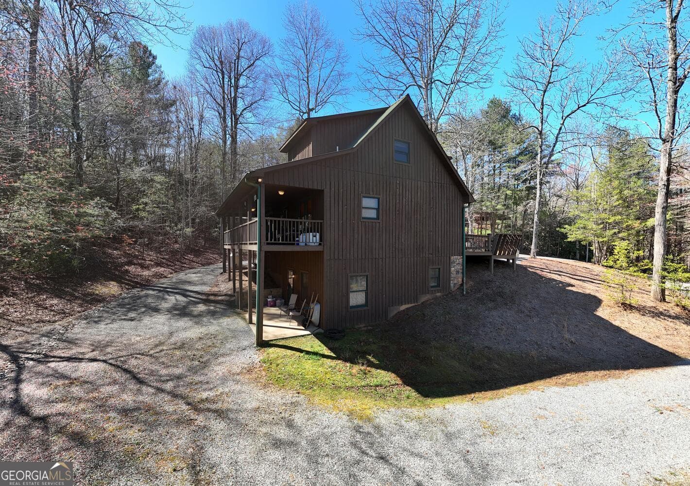 4 bedroom, 3 bathroom cabin,single family residence for sale at 4852 HF Lyons, Hiawassee, GA 30546 — photo 4