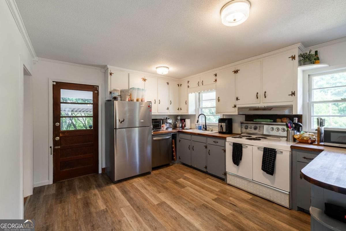 2 bedroom, 1 bathroom, 1,125 sq ft single family residence for sale at 170 Jefferson River Road, Athens, GA 30607 — photo 7