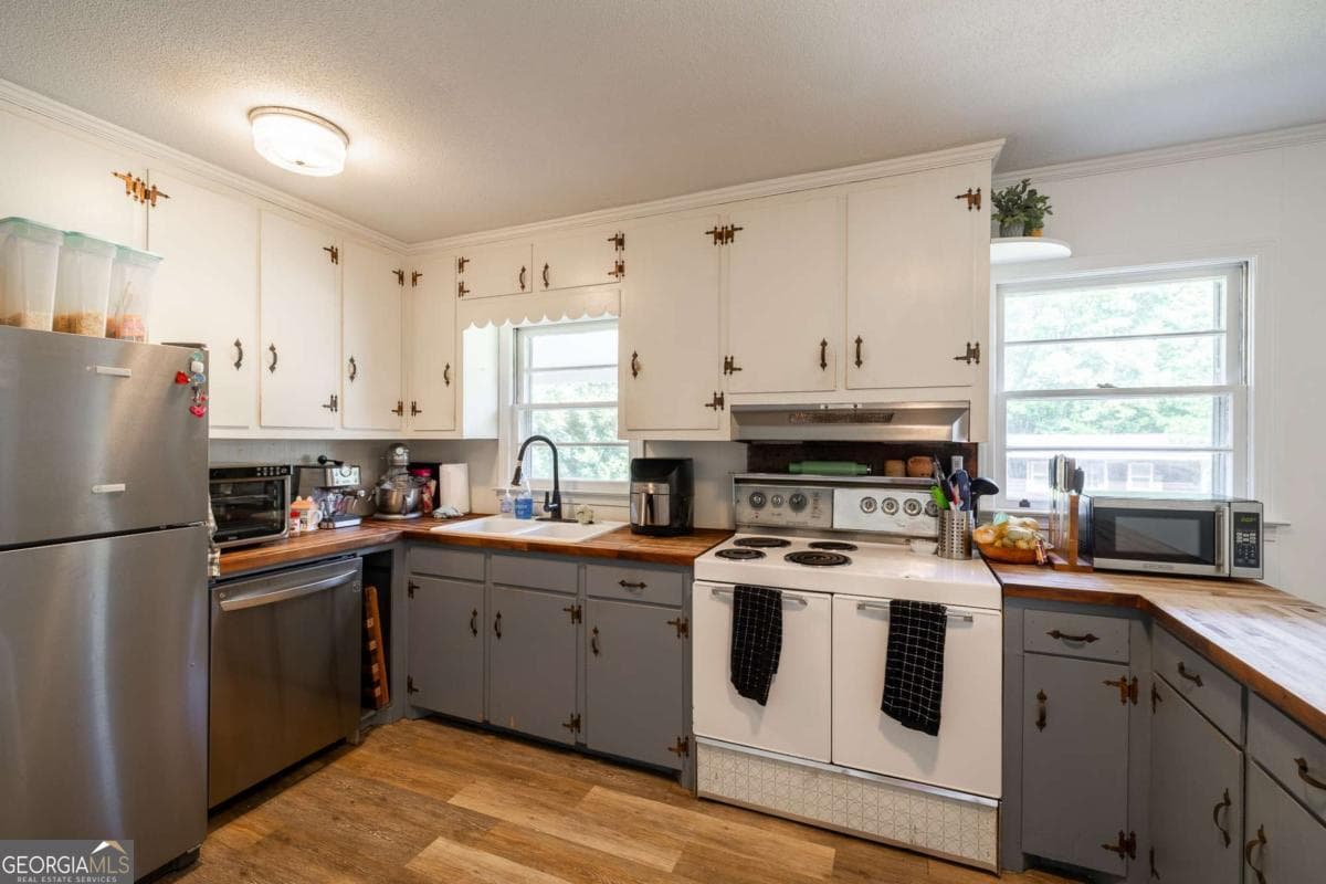 2 bedroom, 1 bathroom, 1,125 sq ft single family residence for sale at 170 Jefferson River Road, Athens, GA 30607 — photo 10