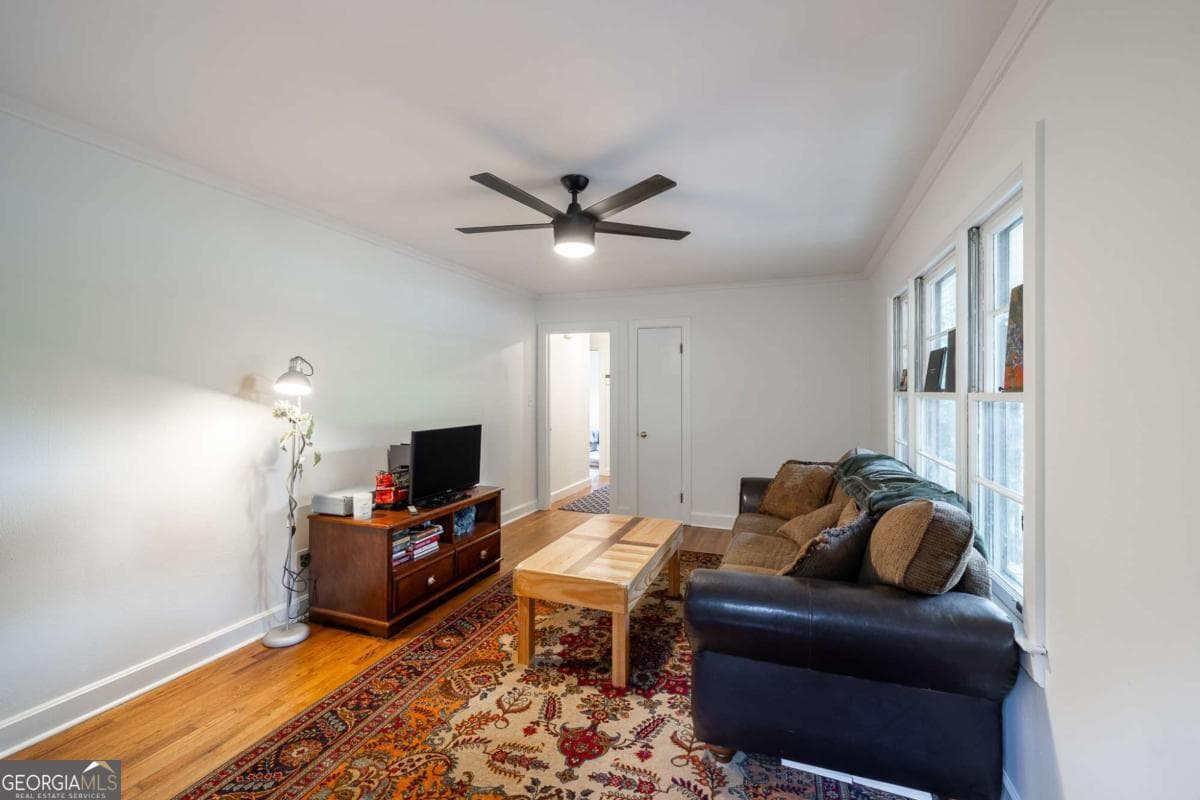 2 bedroom, 1 bathroom, 1,125 sq ft single family residence for sale at 170 Jefferson River Road, Athens, GA 30607 — photo 4